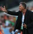 <p>Português Carlos Queiroz disse que sua equipe atua de forma defensiva porque não tem as mesmas condições das demais seleções</p>  Foto: AFP