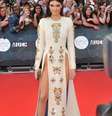 As vendas do vestido usado por Kendall Jenner deixaram à mostra a ausência de peça íntima  Foto: Getty Images 