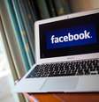 <p>Parte significativa dessas visualizações acontece em dispositivos móveis: 65% em todo o mundo</p>  Foto: Eric Thayer / Reuters
