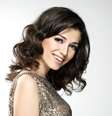 Cabelo escuro é tendência para o inverno  Foto: Shutterstock