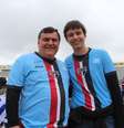 São-paulinos, Alexandre e Rodrigo vão à Arena Corinthians para torcer pelo Uruguai  Foto: Terra