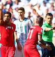Dejagah foi derrubado por Zabaleta, mas arbitragem ignorou a penalidade e ajudou a seleção argentina  Foto: Getty Images 