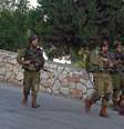 Exército israelense continua operação contra o movimento islamita Hamas por causa do desaparecimento de três jovens judeus há nove dias  Foto: AP