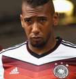 <p>Jérôme Boateng sentiu lesão na coxa esquerda e dores no quadril contra Gana</p>  Foto: Getty Images 