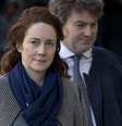 <p>Rebekah Brooks, ex-editora do News of the World foi absolvida após um longo julgamento de oito meses, centrado em atividades ilegais de escutas que levaram o tabloide de Rupert Murdoch a fechar as portas em julho de 2011</p>  Foto: AP