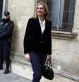 <p>Princesa Cristina chega a um tribunal para depor perante o juiz Jos&eacute; Castro sobre acusa&ccedil;&otilde;es de fraude fiscal e&nbsp;lavagem de dinheiro em Palma de Maiorca, em 8 de fevereiro</p>  Foto: Reuters