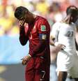 <p>Cristiano Ronaldo não conseguiu carregar sozinho nas costas a seleção de Portugal</p>  Foto: Jorge Silva / Reuters