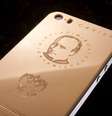 <p>O Putin Phone é anunciado como a melhor forma de expressar patriotismo</p>  Foto: Facebook / Reprodução