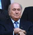 <p>Joseph Blatter diz que pedido de desculpas incentiva o Fair Play </p>  Foto: Paul Gilham / Getty Images 