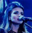 Cantora Paula Fernandes machucou o pé durante show no interior de São Paulo  Foto: Instagram/ @paulafernandes / Reprodução