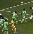 <p>França teve trabalho, mas fez dois gols na reta final do segundo tempo para avançar no confronto</p>  Foto: David Gray / Reuters