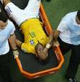 <p>Neymar chora de dor após levar uma joelhada nas costas do colombiano Zuñiga durante jogo entre Brasil e Colômbia em Fortaleza, nesta sexta-feira</p>  Foto: Leonhard Foeger / Reuters