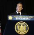 Governador de Nova York, Andrew Cuomo, anuncia liberação do uso de maconha no tratamento de determinadas doenças  Foto: Seth Wenig / AP