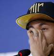 Em entrevista coletiva concedida nesta quinta-feira, o atacante Neymar se emocionou ao falar de lance que o lesionou e tirou da Copa  Foto: Ricardo Matsukawa / Terra