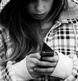 <p>"Sexting" é um termo em inglês que define trocar mensagens de celular com fotos e conteúdos pornográficos</p>  Foto: lanier67 / Flickr