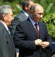 <p>O presidente russo, Vladimir Putin e o seu homólogo de Cuba, Raúl Castro participaram de uma cerimônia em homenagem a combatentes, nesta sexta-feira, 11 de julho, em Havana, Cuba</p>  Foto: Alejandro Ernesto / EFE