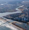 <p>A retirada do combust&iacute;vel foi parte das opera&ccedil;&otilde;es pr&eacute;vias ao desmantelamento de seis reatores da central</p>  Foto: Getty Images 