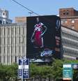 Retorno do astro a Cleveland foi celebrado pela população local  Foto: Angelo Merendino / Getty Images 