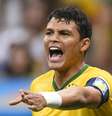 <p>Capit&atilde;o brasileiro, Thiago Silva lamentou mais uma derrota brasileira</p>  Foto: FABRICE COFFRINI / AFP