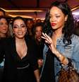 Anitta tira selfie com Rihanna em hotel do Rio de Janeiro  Foto: Felipe Panfili / AgNews