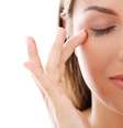 Pontos como lábios, nariz e olhos costumam demonstrar mais sinais de envelhecimento a partir dos 30 anos  Foto: Yeko Photo Studio/ Shutterstock 