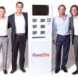 <p>Os sócios Daniel Canan, Fernando Gorayeb, Marcos de Luizi e Luis Palomares Filho, todos entre 20 e 30 anos, tiveram a ideia de trazer ao Brasil os totens de carregadores de celular</p>  Foto: Divulgação