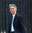 <p>Philip Hammond (foto) substituirá o ex-ministro das Relações Exteriores William Hague</p>  Foto: Stefan Rousseau / AP