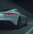 <p>Segundo a ASA, o filme do F-Type Coupé dá a impressão de velocidade excessiva e encoraja direção irresponsável</p>  Foto: Reprodução