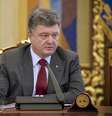 <p>Petro Poroshenko ordenou que conflitos na Ucrânia parem em região onde avião malaio caiu</p>  Foto: Mykola Lazarenko / Reuters