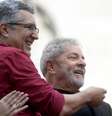 Lula e Padilha durante ato de campanha ao governo de SP  Foto: Alan Morici / Terra