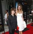 Luciana Gimenez e Lucas Jagger marcaram presença na première de Get On Up, em Nova York. Mick Jagger também esteve por lá  Foto: AFP