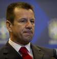Dunga é apresentado como técnico da Seleção Brasileira  Foto: Mauro Pimentel / Terra