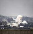 Ataque israelense contra a Faixa de Gaza nesta terça-feira. 22/07/2014  Foto: Baz Ratner / Reuters