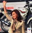 Presidente Cristina Kirchner garantiu que "não vai assinar nada que comprometa o futuro das gerações da Argentina"  Foto: Raúl Ferrari / EFE