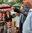 <p>Luciana Genro ouve Robério Paulino discursar para integrantes do MST</p>  Foto: Rodolfo Mohr / Psol