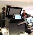 <p>A companhia est&aacute; tentando reduzir a depend&ecirc;ncia de PCs e se direcionar para servidores, armazenamento e rede para empresas&nbsp;</p>  Foto: Henrique Medeiros / Terra