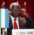 <p>O presidente Ernest Bai Koroma declarou estado de emerg&ecirc;ncia p&uacute;blica em Serra Leoa&nbsp;em um pronunciamento</p>  Foto: Thierry Gouegnon / Reuters