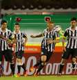 <p>Após empatar, Santos sofreu gol já nos acréscimos da partida</p>  Foto: Celio Messias / Gazeta Press