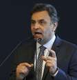 Candidato do PSDB à Presidência, Aécio Neves, durante discurso na sede da CNI em Brasília. 30/07/2014  Foto: Ueslei Marcelino / Reuters