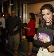 Vários famosos estiveram em uma sessão para convidados da peça 220 Volts, com Paulo Gustavo, no Teatro Oi Casa Grande, no Rio. Na foto, Anitta  Foto: Felipe Assumpção e Léo Marinho / AgNews