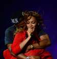 Beyoncé e Jay-Z durante a turnê On The Run  Foto: Beyonce.com / Reprodução