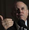 <p>De acordo com o ministro Guido Mantega, já existem indícios de que a economia voltará a crescer na segunda metade do ano</p>  Foto: Ueslei Marcelino / Reuters