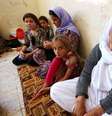 Família refugiada em Sinjar teme ataques de sunitas   Foto: SAFIN HAMED / AFP