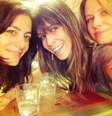 <p>Trio de amigas se reencontrou e registrou o momento</p>  Foto: Instagram/ @saraholiveira / Reprodução