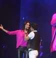 Lisandra Souto canta 'É o Amor' com Zezé Di Camargo e Luciano  Foto: Fred Pontes / Divulgação