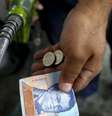 Venezuela tem o preço da gasolina mais baixo do mundo e, agora, tenta impedir contrabando do produto  Foto: BBC News Brasil