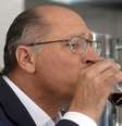 <p>Alckmin segue internado no Incor, seu quadro de saúde e estável</p>  Foto: Alan Morici / Terra