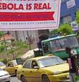 <p>Uma faixa com os dizeres 'Ebola é real, proteja você e a sua família ", adverte os cidadãos em Monrovia, Libéria, em 2 de agosto </p>  Foto: Abbas Dulleh / AP