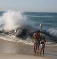 <p>A carcaça da baleia da espécie jubarte encalhada na Praia da Macumba, no Recreio dos Bandeirantes, zona oeste do Rio de Janeiro, foi removida em 11 de agosto</p>  Foto: Jadson Marques  / Futura Press