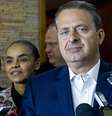 <p>O avião de Eduardo Campos caiu nesta quarta-feira em Santos</p>  Foto: Daniel Ramalho / Terra